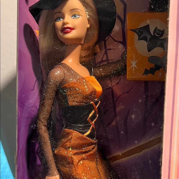 Barbie Halloween Witch Doll with Orange and Black Outfit - Picture 4 of 6
